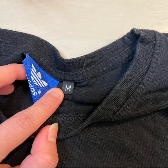 Adidas women’s short sleeve black tee - Picture 3 of 5